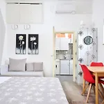 Studio Apartment Davorka